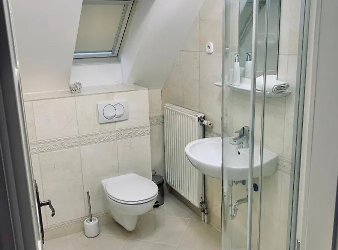 Strazsa Vendeghaz Apartament